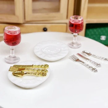 Miniatura Casa Papusa Mini Ceramice Farfurie de Tort Set DIY Cuțit, Furculiță, Lingură Model Microscene Recuzită Fotografie Ornamente